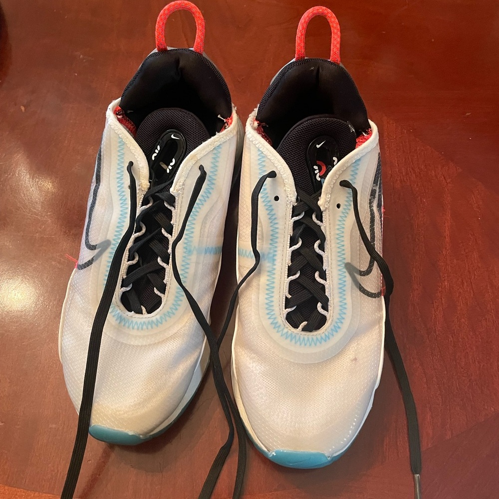 Nike Air Max 2090